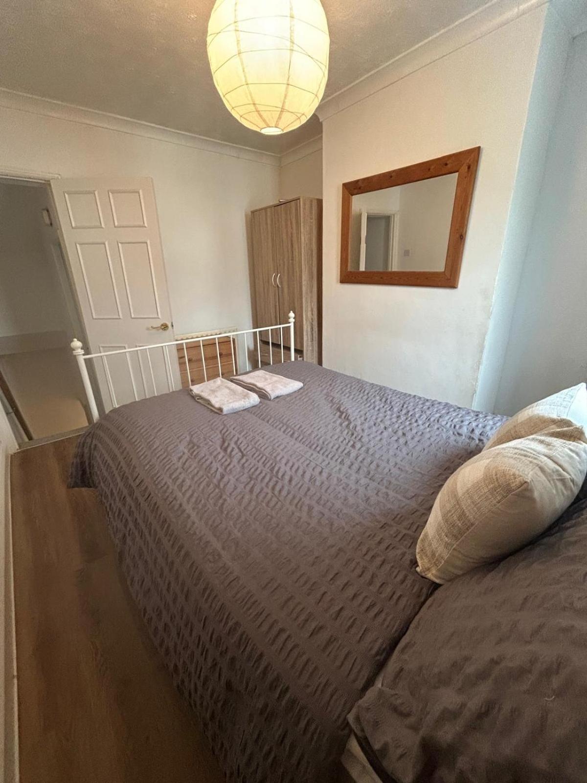 Central Cheltenham House - Sleeps 4/Pet Friendly Exterior foto